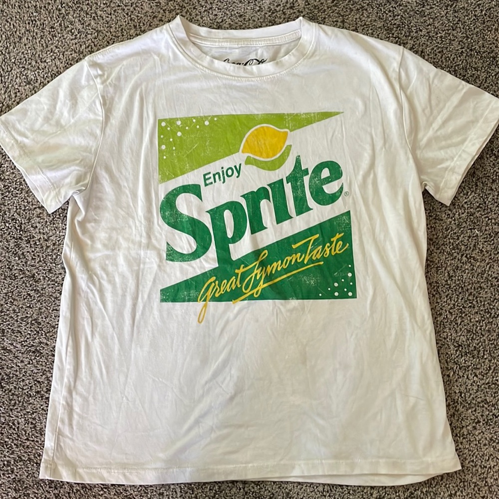 Graphic tee